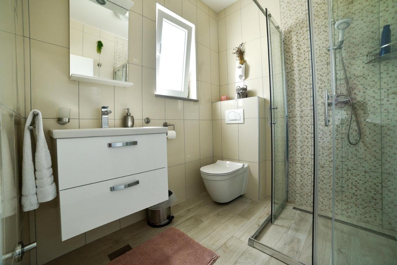 Holiday Home Mb Ražanj Esterno foto