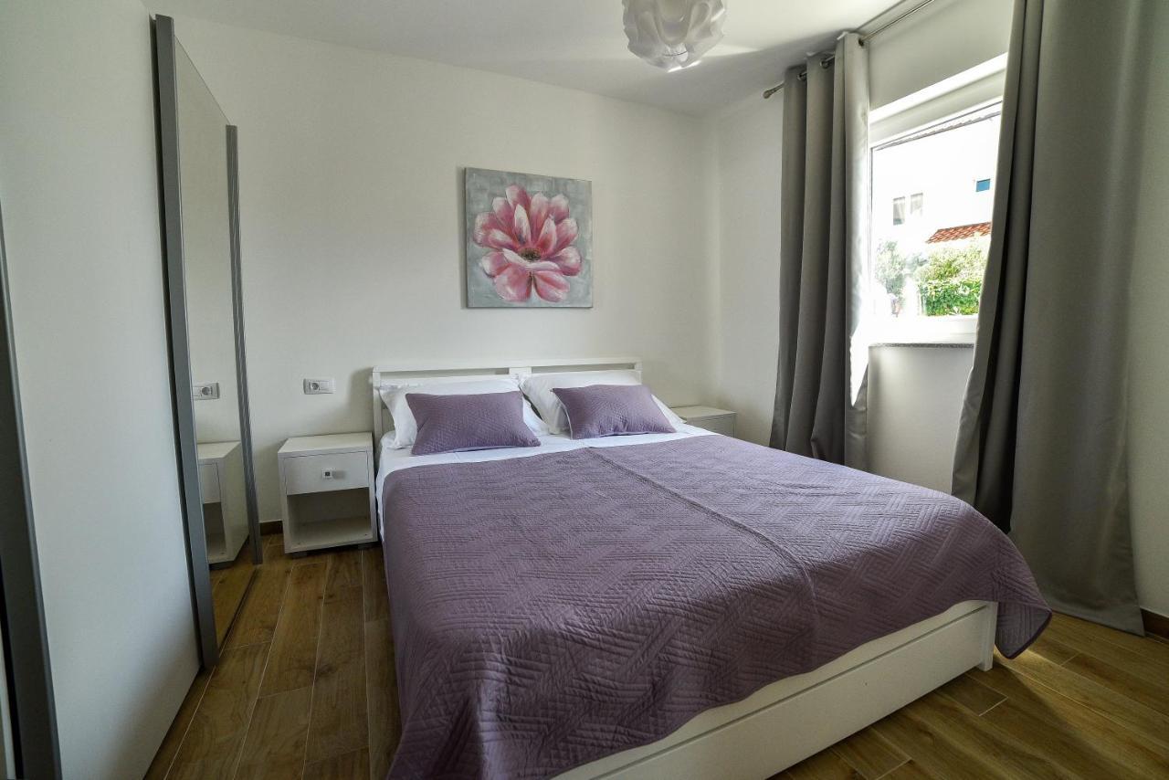 Holiday Home Mb Ražanj Esterno foto