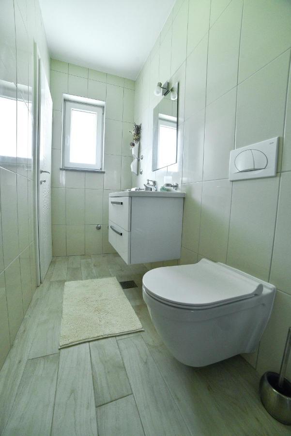 Holiday Home Mb Ražanj Esterno foto