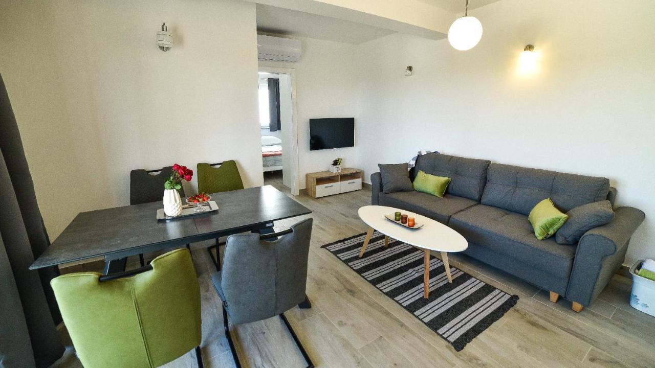Holiday Home Mb Ražanj Esterno foto