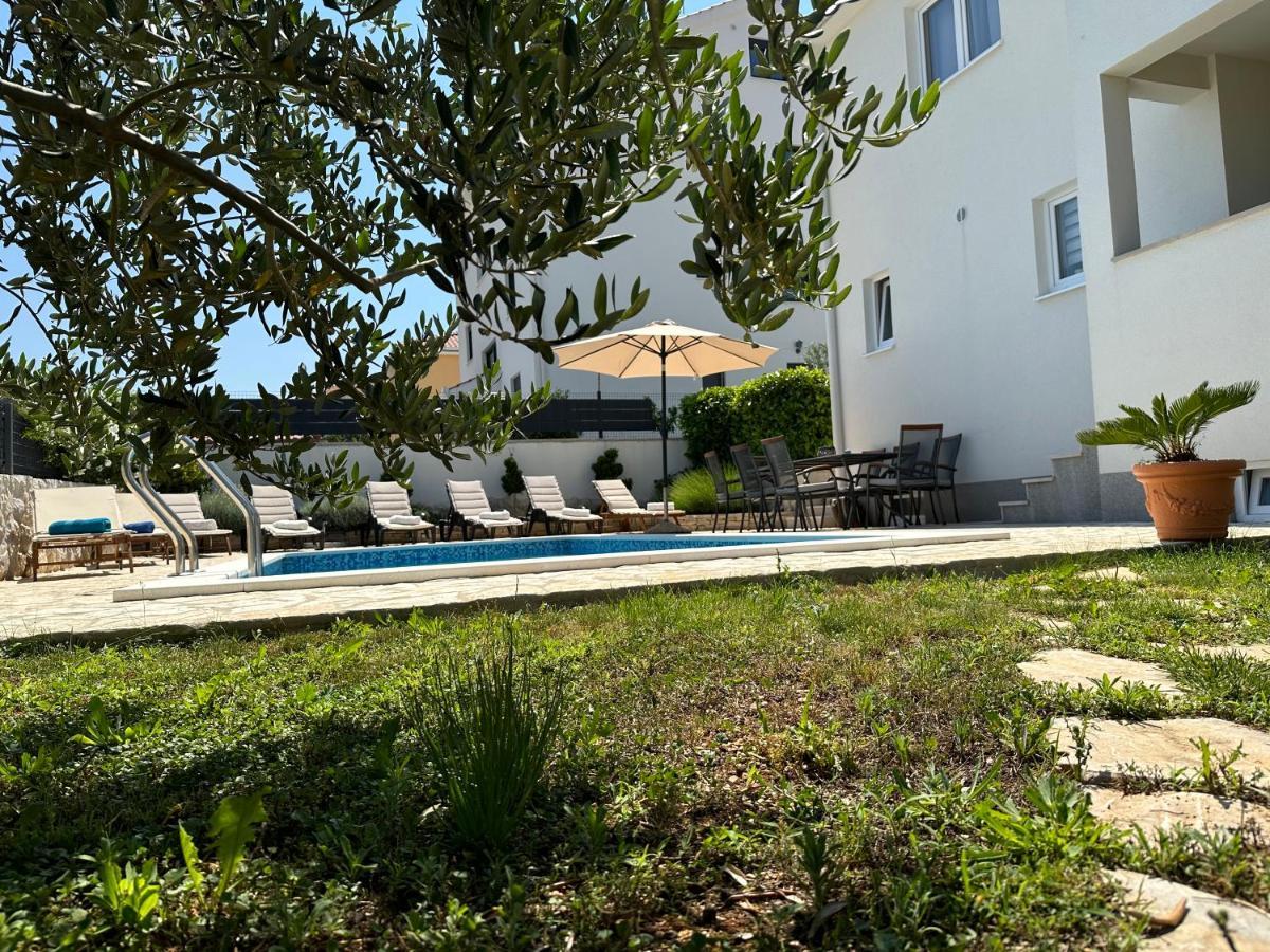 Holiday Home Mb Ražanj Esterno foto