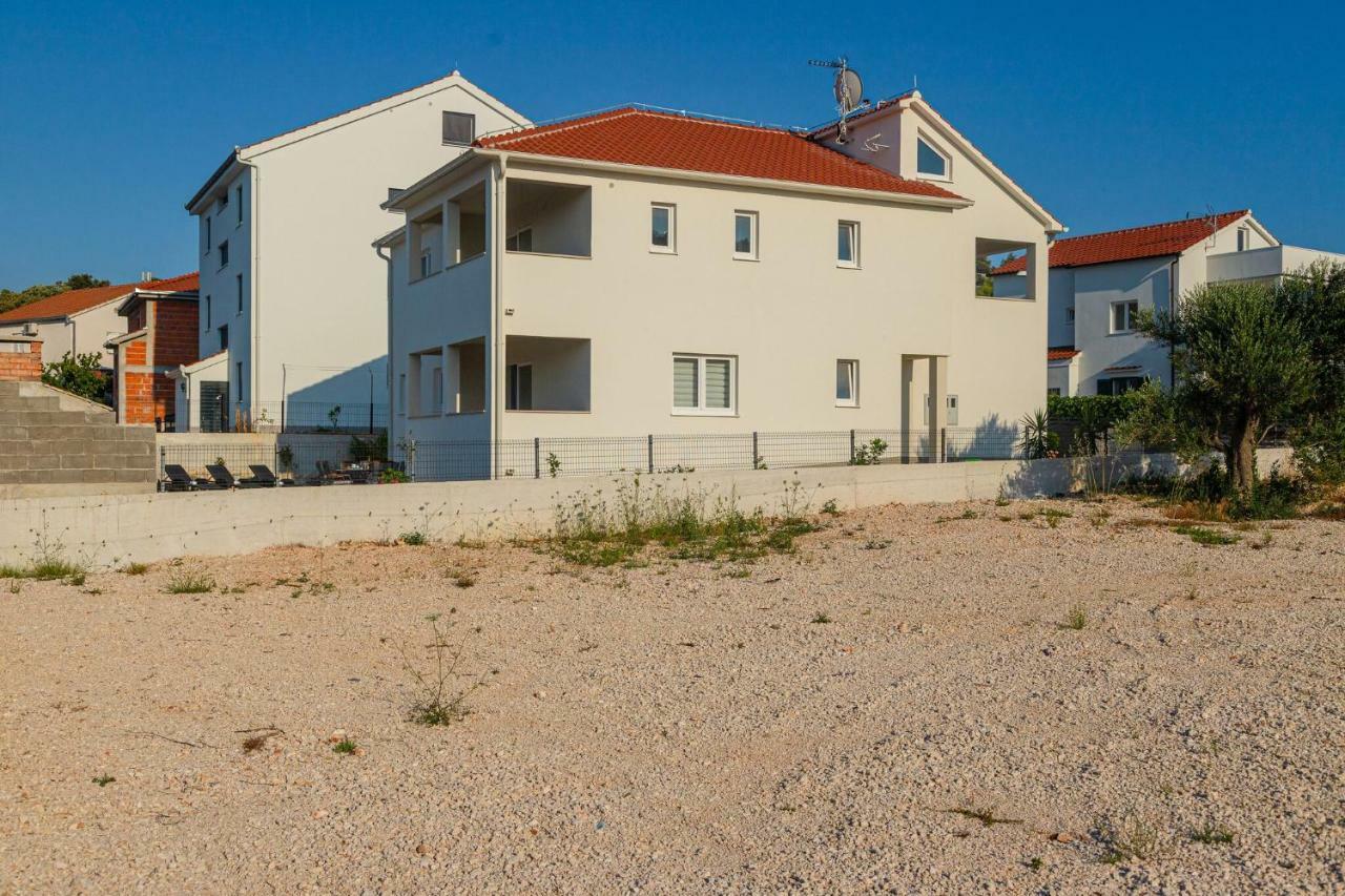 Holiday Home Mb Ražanj Esterno foto