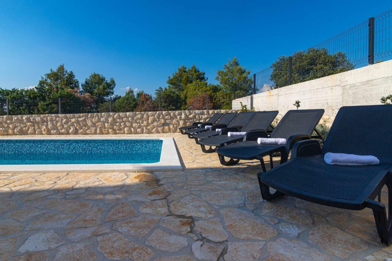 Holiday Home Mb Ražanj Esterno foto